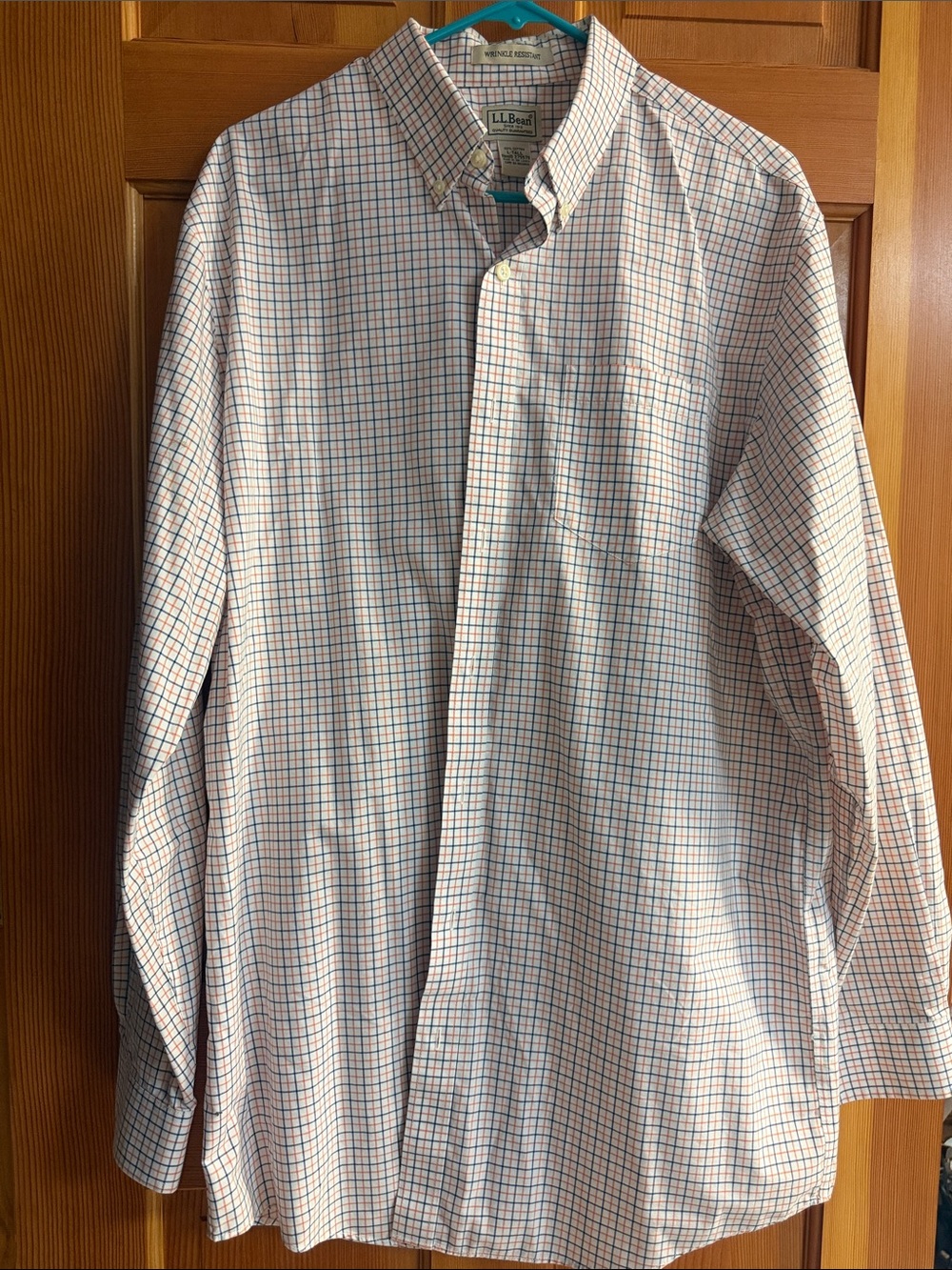 L.L. Bean Men’s Button-Down Shirt in White with Blue and Pink Windowpane